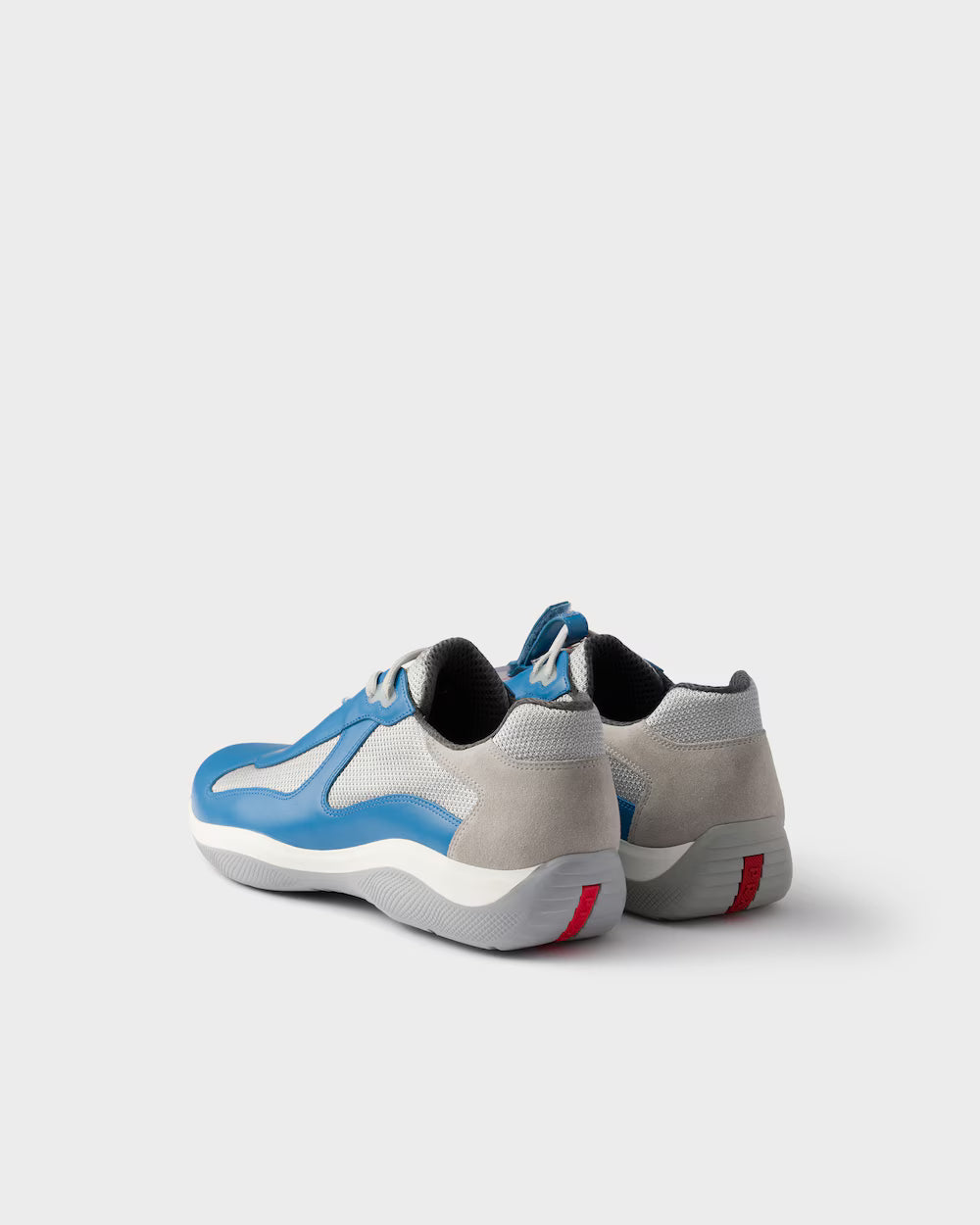 prada cup bleu clair