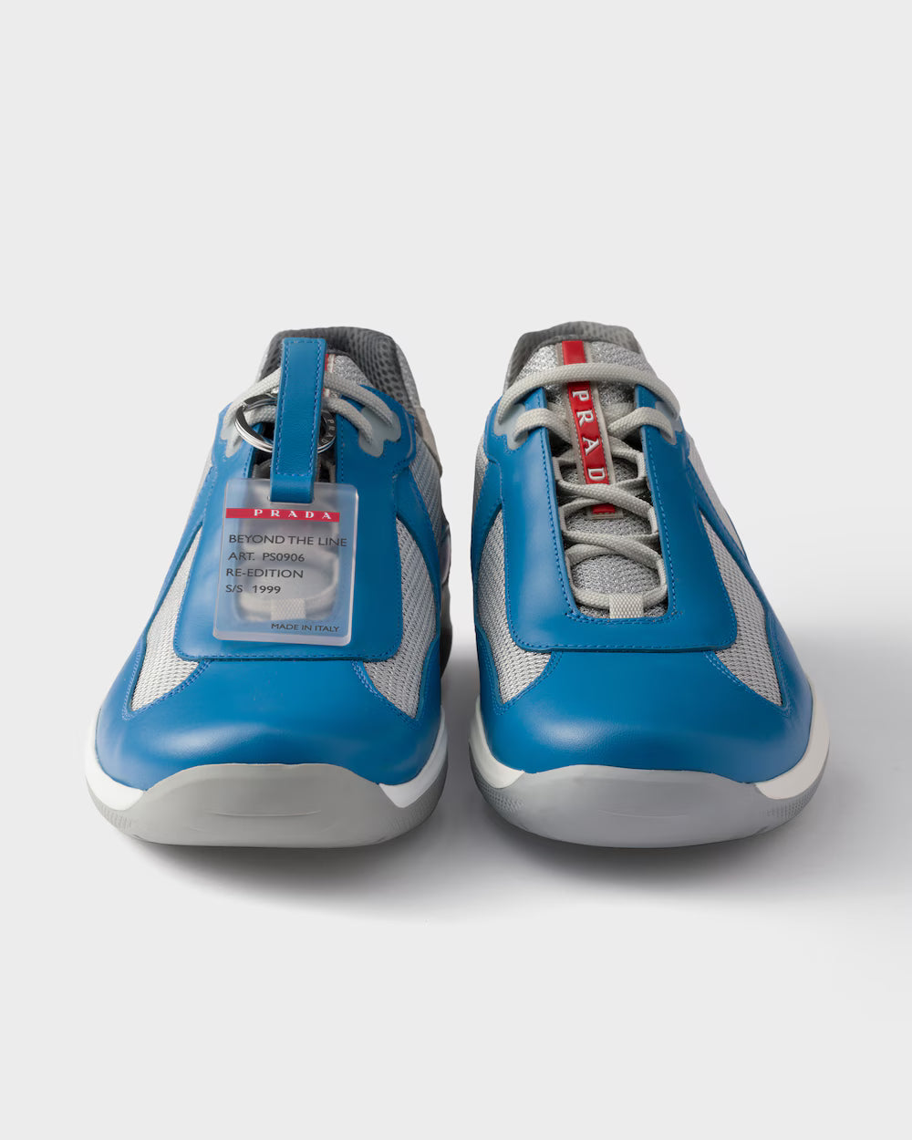 prada cup bleu clair