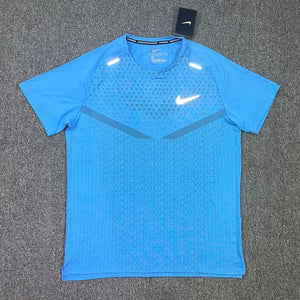 t-shirt nike running